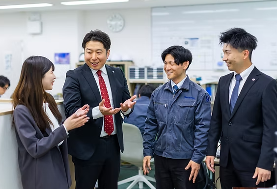 【27・28卒：新卒採用】「やってみよう！」チャレンジを応援する文化が根付く保護フィルムの専門商社